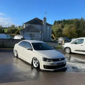 Mk6 & Mk6.5 Jetta Gli front splitter gloss black